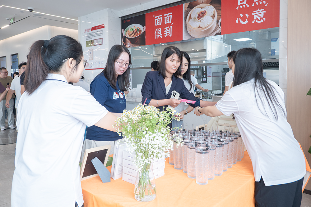 产业园食堂运营管理的策略与实践.png